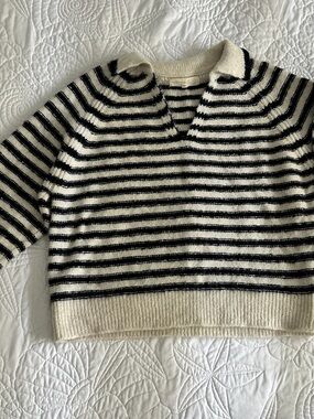 Striped Black and Cream V-Neck Pullover Sweater